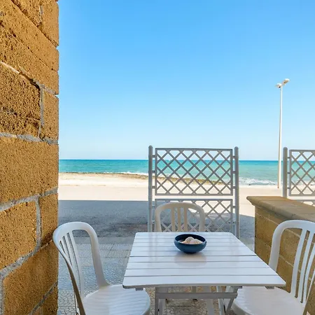 Casa Helios * فيلانوفا دي أوستوني